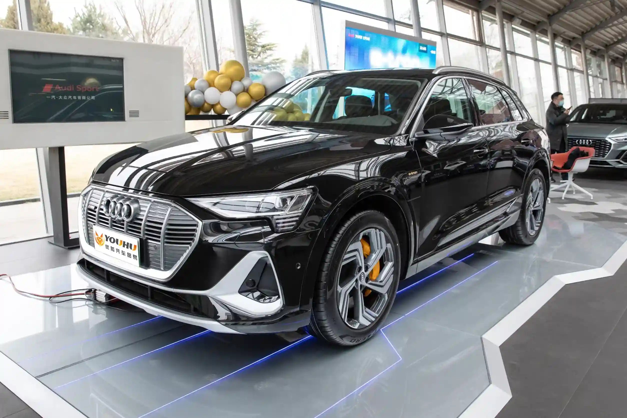 Audi e-tron