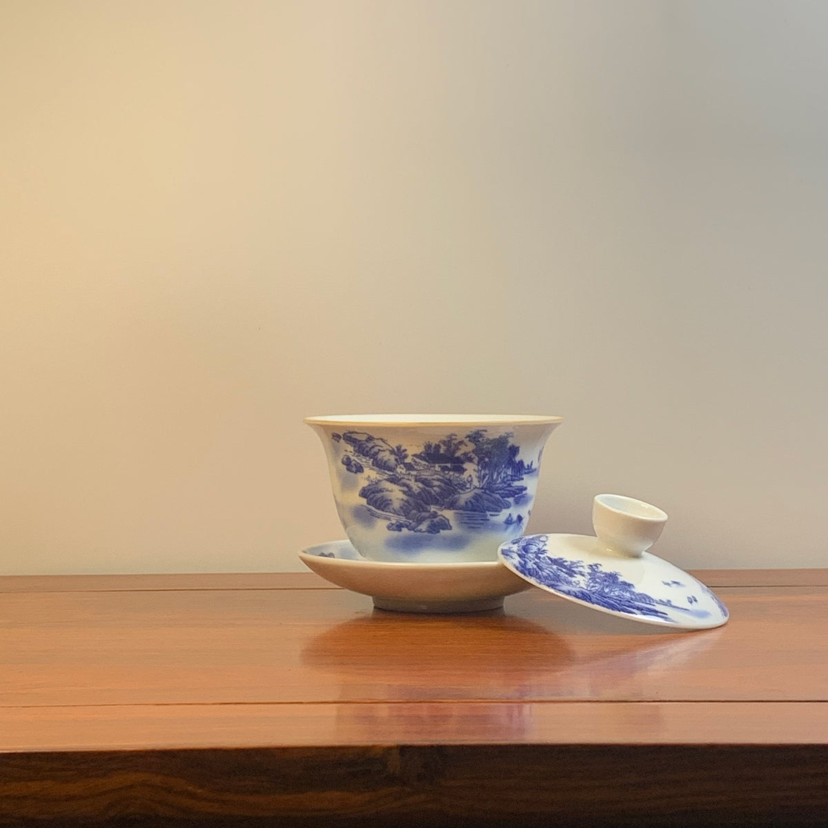 Chinese Gaiwan with 'Landscape Painting' for Gong Fu Tea 200ml