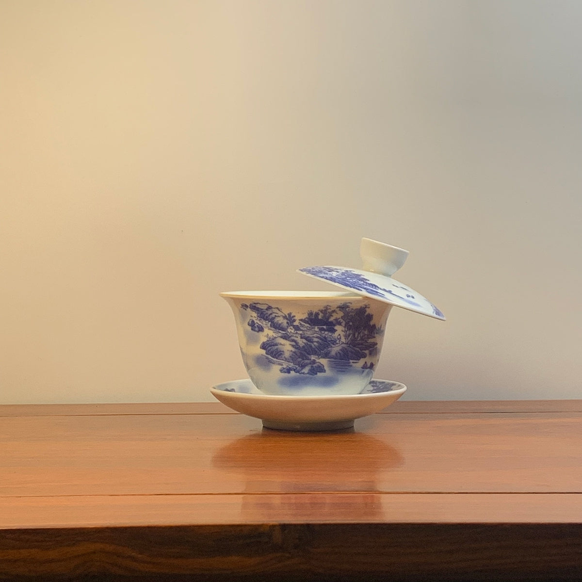 Chinese Gaiwan with 'Landscape Painting' for Gong Fu Tea 200ml