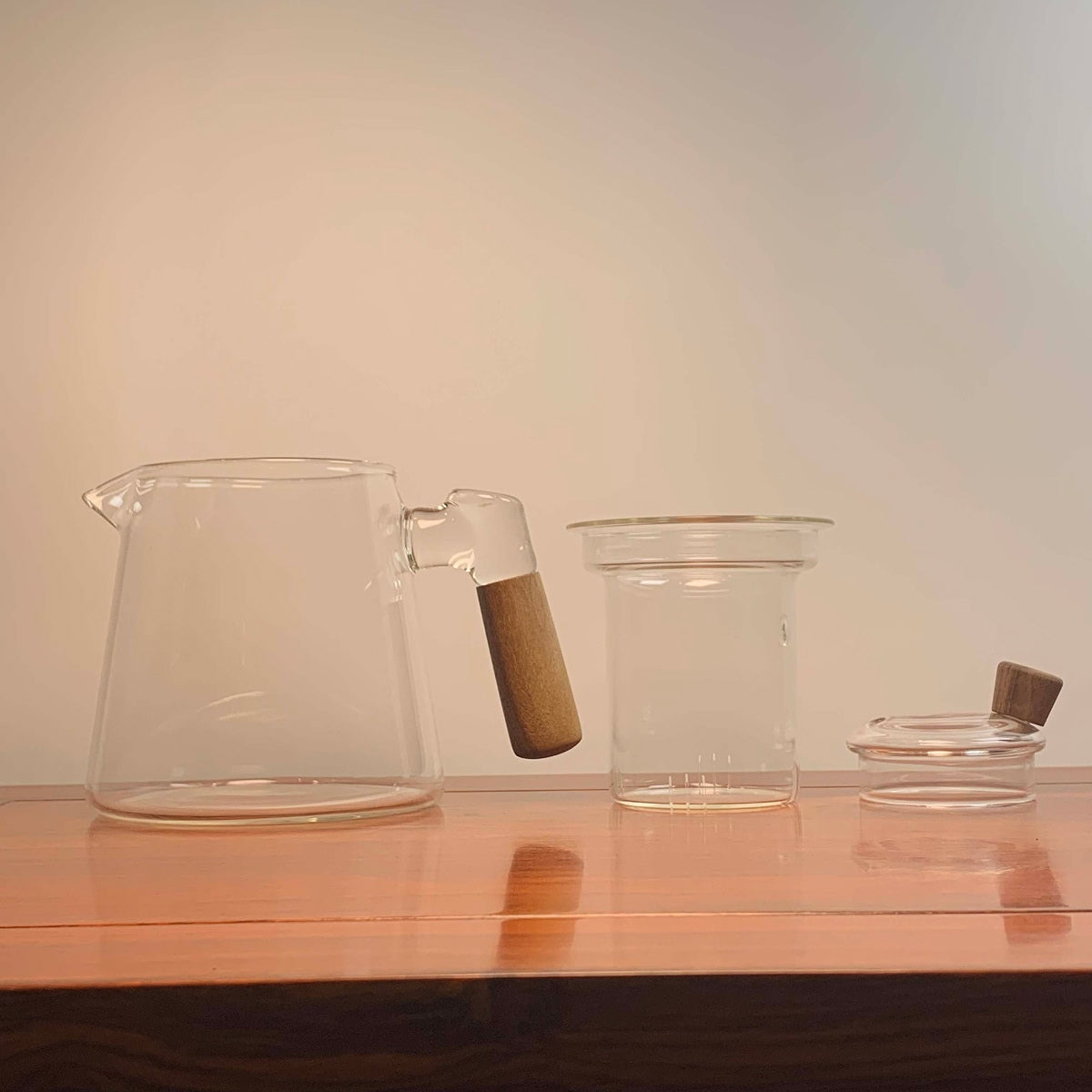 Easy Quick Glass Teapot with Wooden Handle (Featured in Our Tea Video)