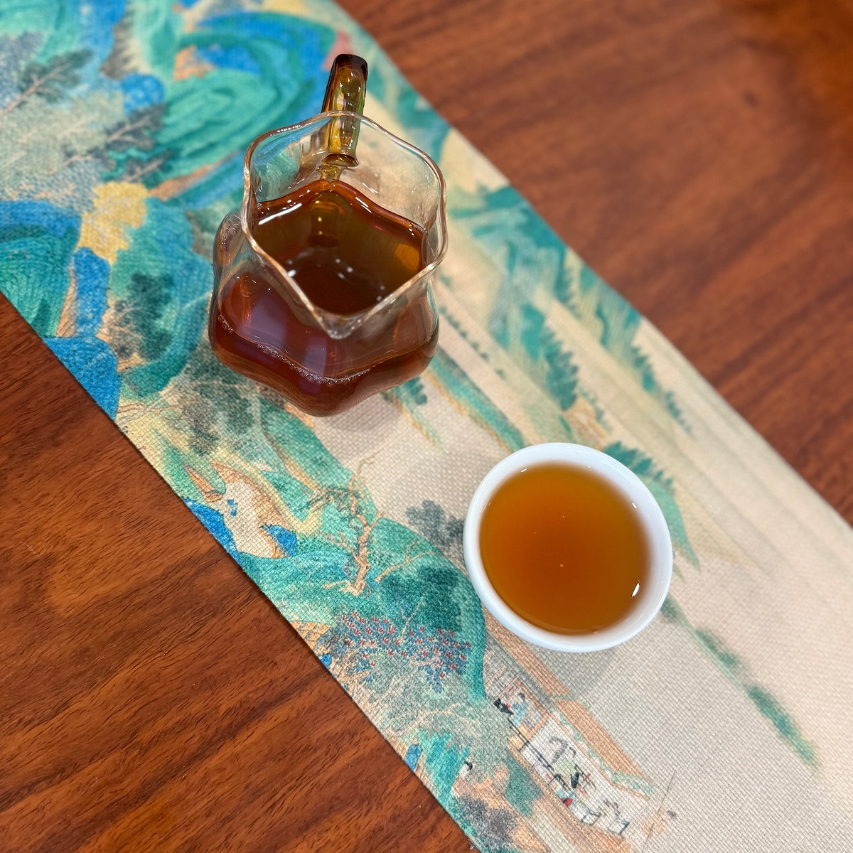Fujian "Shui Xian" Wuyi Rock Oolong Tea