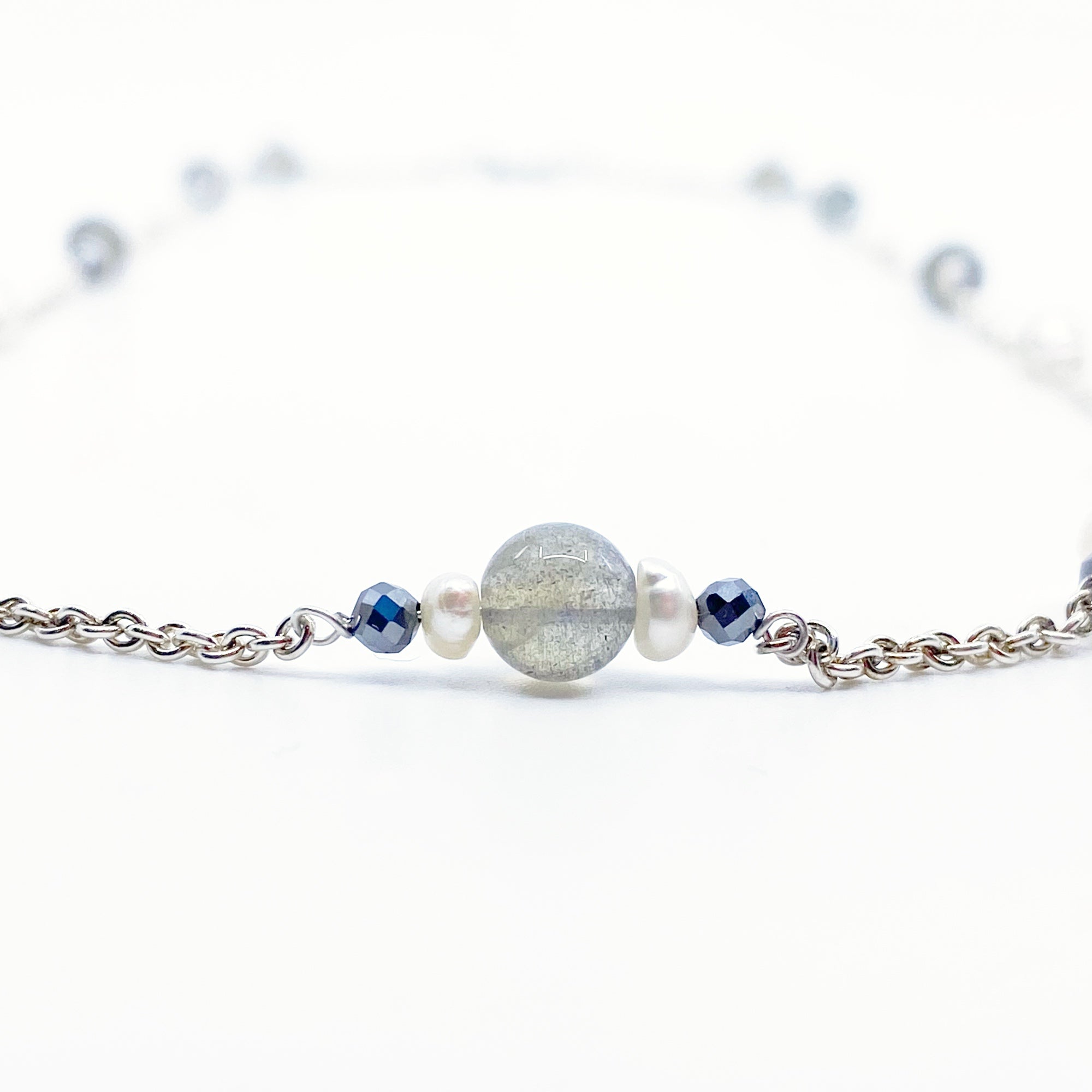 The Nine Gray Moonstone Necklace in Sterling Silver