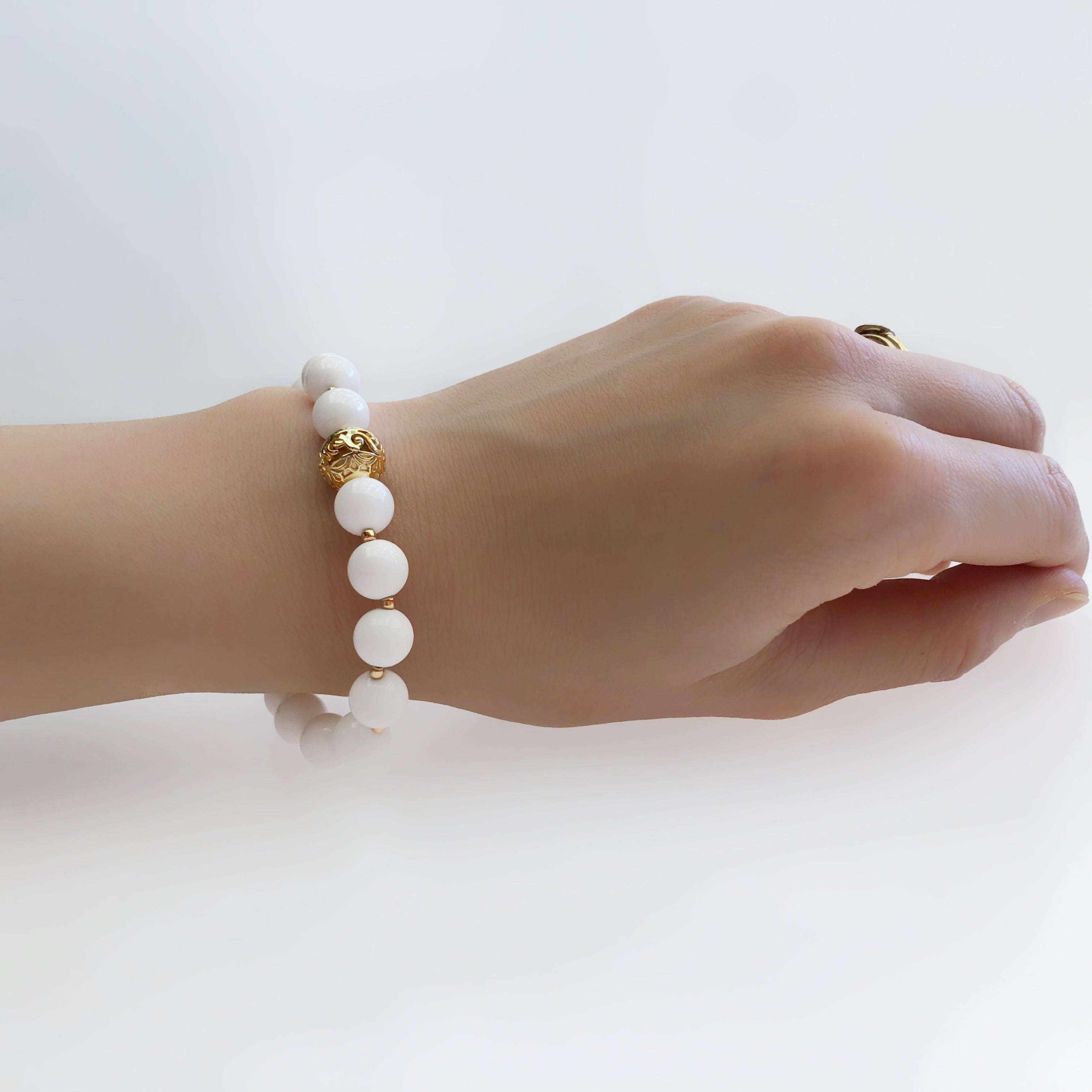 Auspicious Beaded Tridacna Bracelet