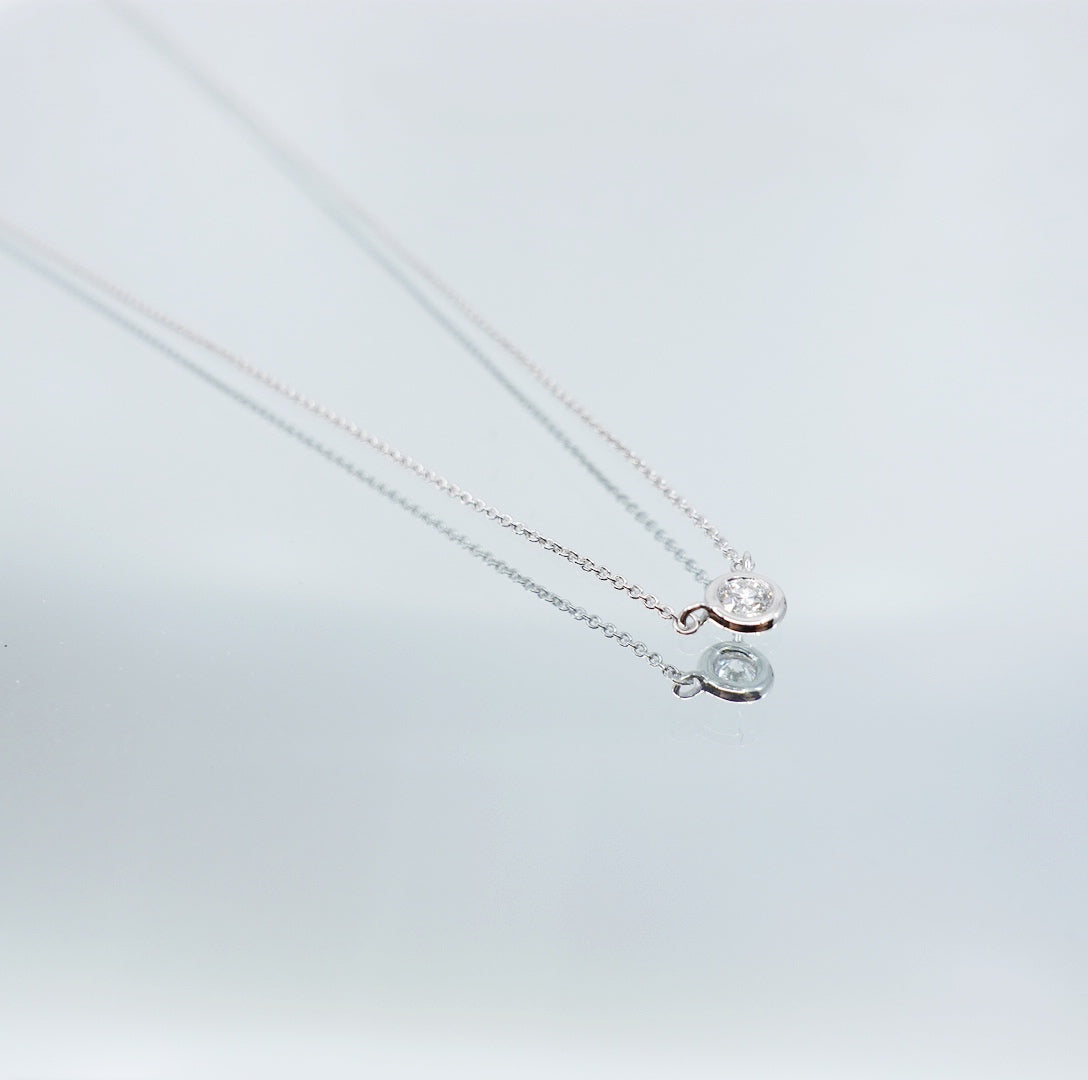 New York Minimal Diamond Pendant Silver