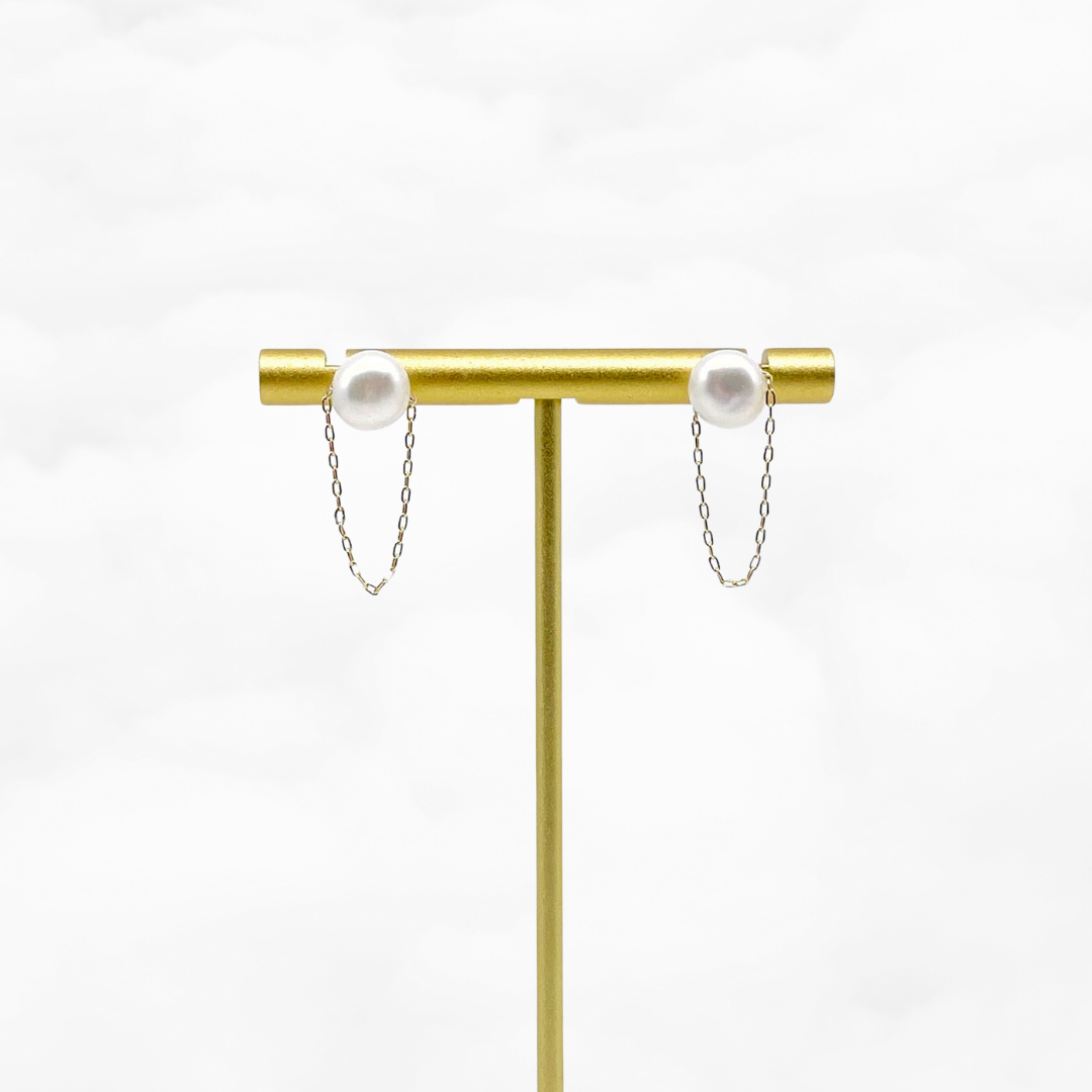 Серьги-гвоздики с подвесками из жемчуга