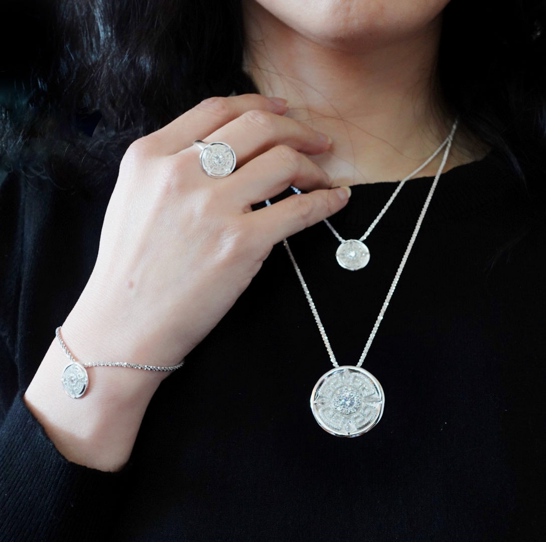 Revive Your Inner Kingdom Medium Pendant Necklace Silver 